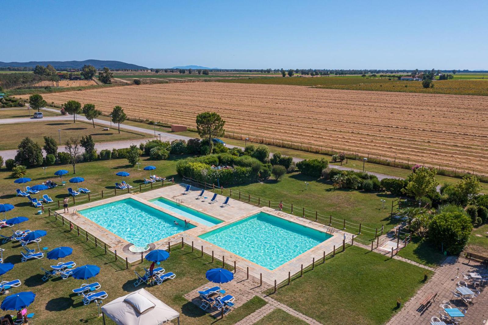 Residenza Principina Aparthotel Principina Terra Εξωτερικό φωτογραφία