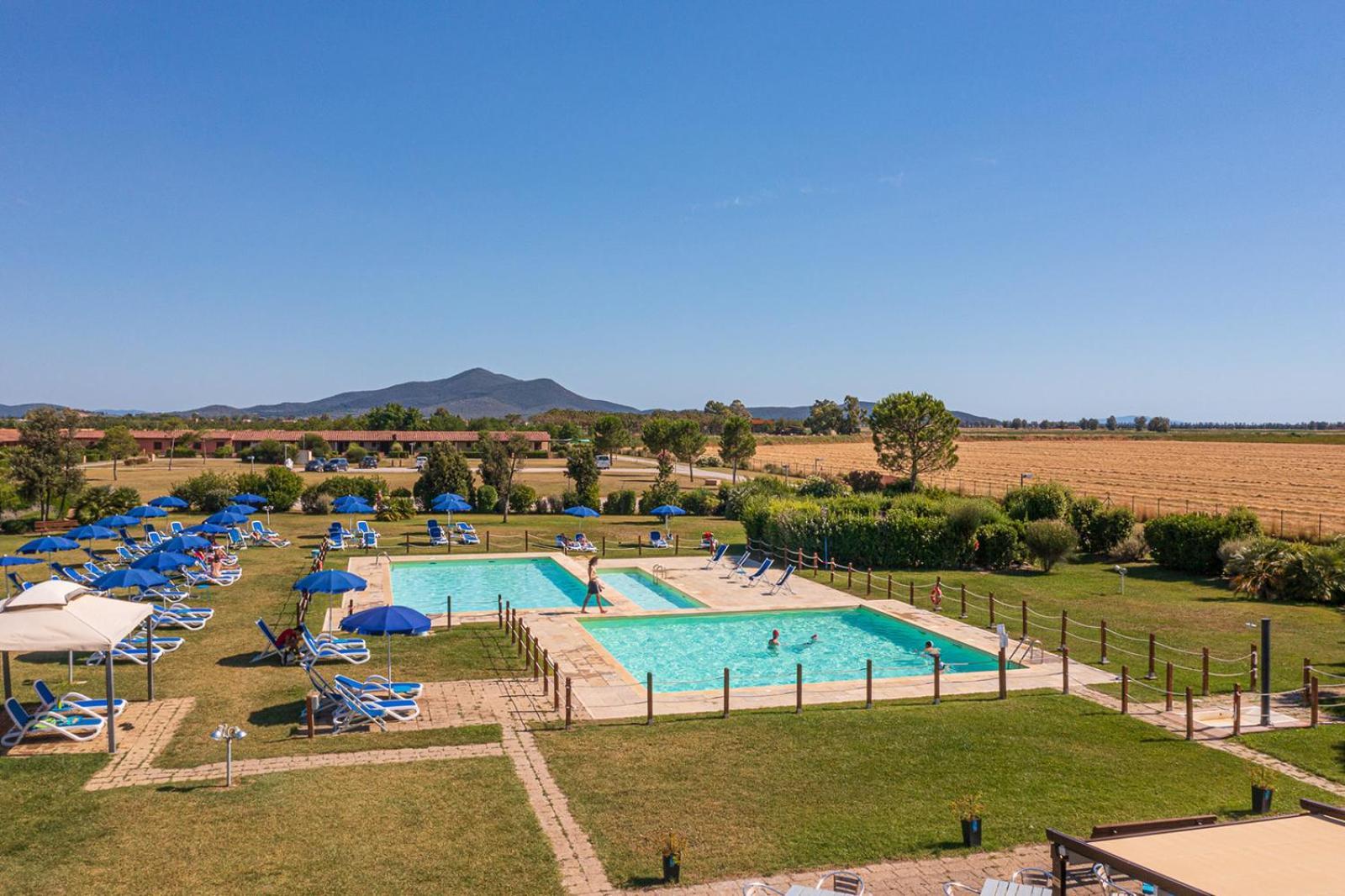 Residenza Principina Aparthotel Principina Terra Εξωτερικό φωτογραφία