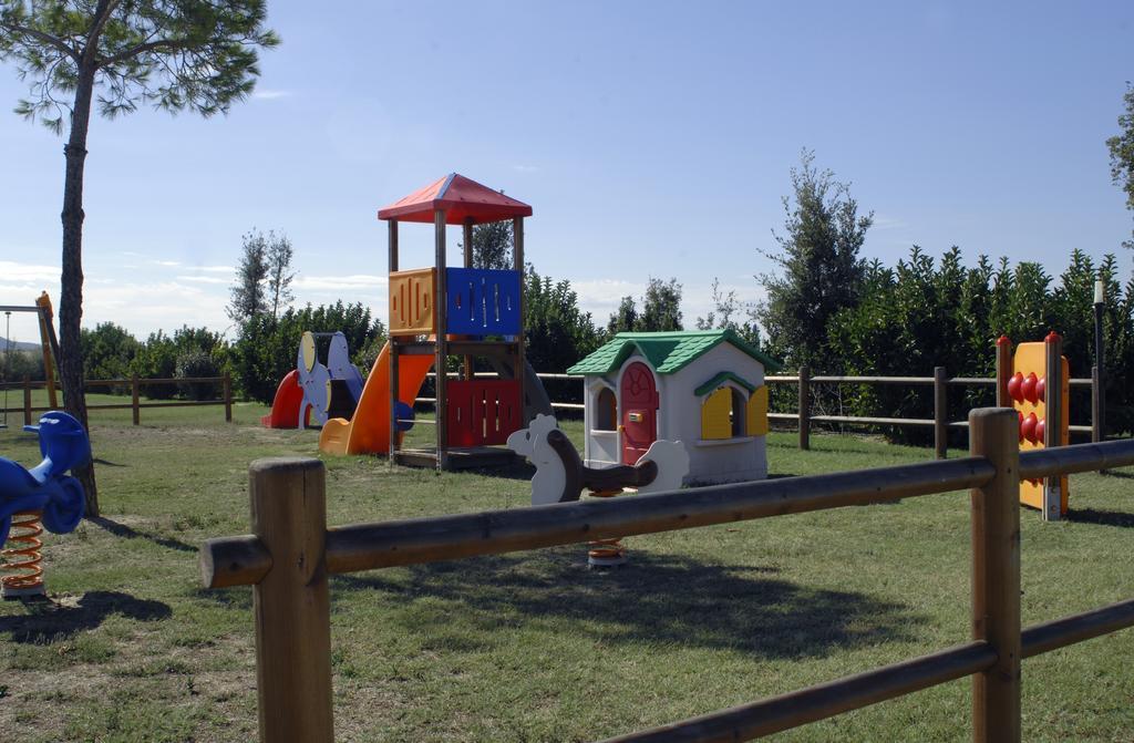 Residenza Principina Aparthotel Principina Terra Εξωτερικό φωτογραφία